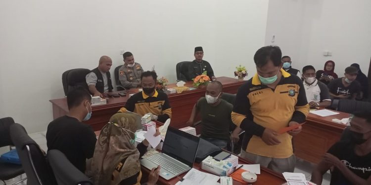 Polres Natuna Buka Gerai Vaksin Di Kantor DPRD Kab. Natuna, Song Kite Vaksinasi