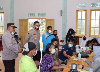 Polres Natuna Buka Gerai Vaksin Presisi di Desa Teluk Buton