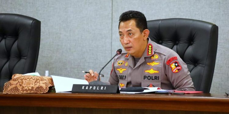 Kapolri Perintahkan Anggota Kawal Demo 11 April dengan Humanis