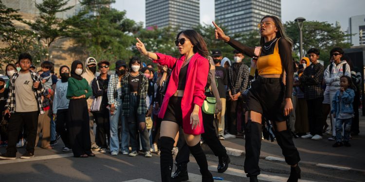 DPR Meminta HAKI Tangguhkan Pendaftaran Citayam Fashion Week