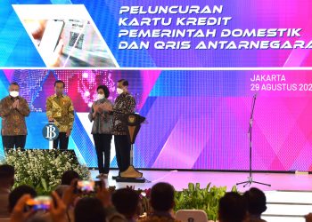 Presiden Jokowi Luncurkan Kartu Kredit Pemerintah dan QRIS Antarnegara