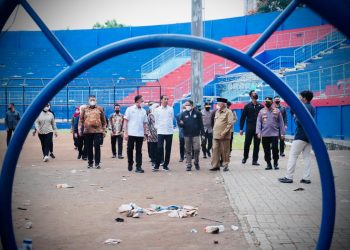 Tinjau Stadion Kanjuruhan, Presiden: Perbaiki Tata Kelola Persepakbolaan Indonesia