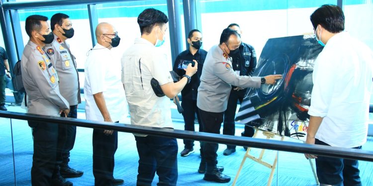 Pameran Hasil Karya Seni Disabilitas di Bandara Soetta