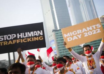 DPR Sentil Pemerintah: Pengiriman Pekerja Migran Ilegal Masih Terjadi