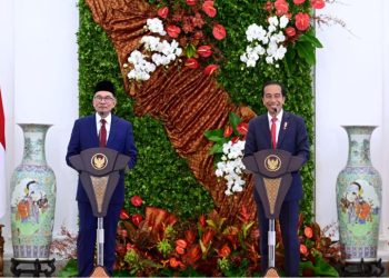 Moment Jokowi Bertemu PM Malaysia Anwar Ibrahim