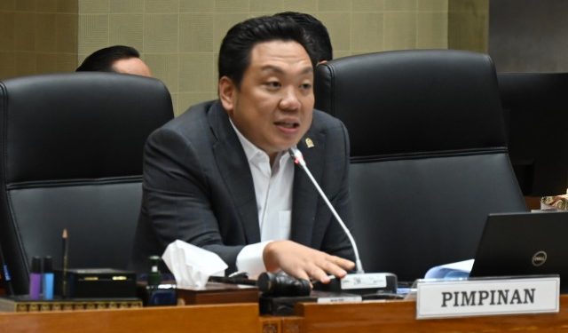 DPR Punya Hak untuk Tentukan Sikap Pada Perppu Cipta Kerja