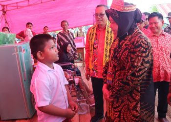 Mensos Risma Minta Disabilitas Mental Bisa Minum Obat Rutin