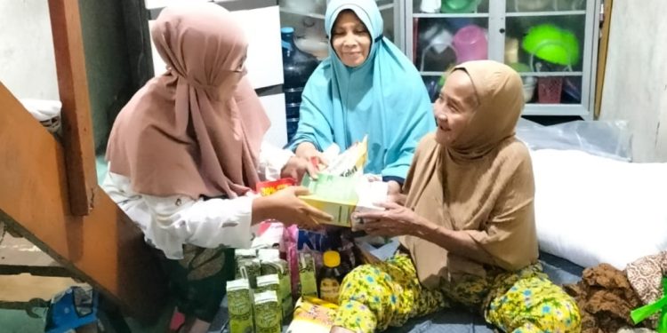 Kemensos Bergerak Bantu Lansia Sebatang Kara Demi Memberi Kenyamanan Hidup