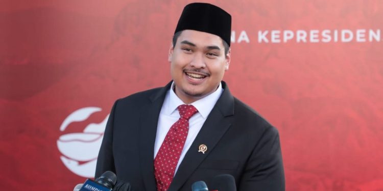 Menpora Muda Yang Dilantik Presiden Jokowi, Siapa Dia ?