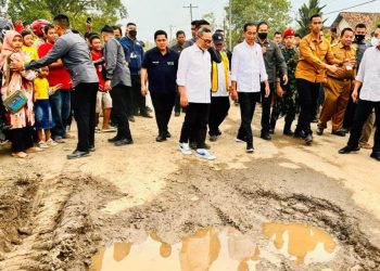 Pemerintah Pusat Segera Bantu Perbaiki Ruas Jalan Rusak di Lampung