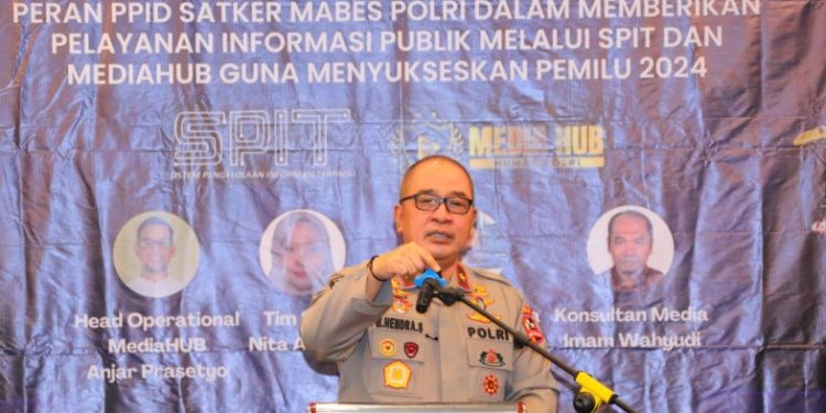 rapat Peran PPID Satker Mabes Polri Dalam Memberikan Pelayanan Informasi Publik Melalui SPIT dan MediaHub Guna Menyukseskan Pemilu 2024