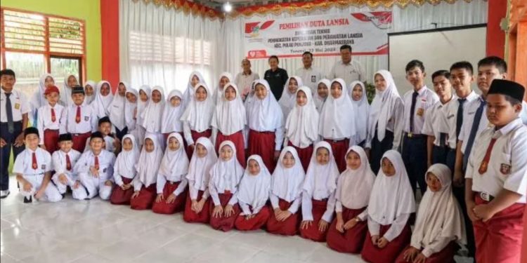 Kemensos Edukasi Generasi Muda untuk Mencintai Lansia