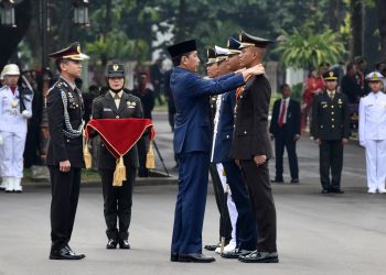 Jokowi Lantik TNI-Polri (Source: Setkab RI)