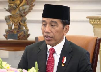 Jokowi Instruksikan WFH hingga Rekayasa Cuaca Atasi Polusi Udara Jakarta
