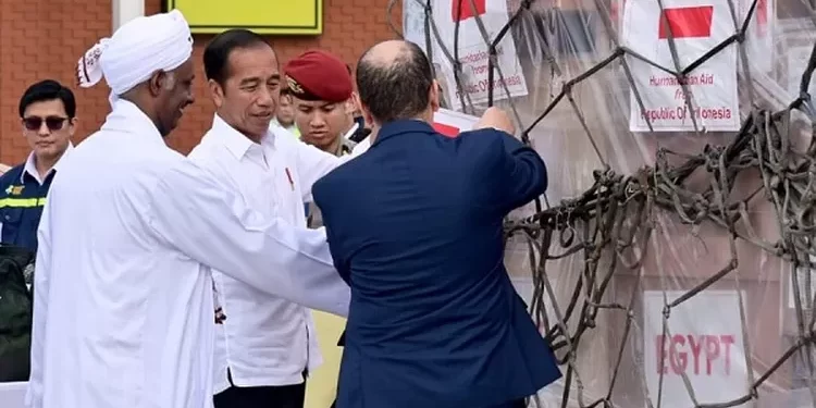 Presiden Jokowi Lepas Pengiriman Bantuan Kemanusiaan Untuk Palestina dan Sudan