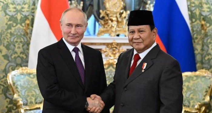 Prabowo Subianto Bertemu Vladimir Putin, Ingin Perkuat Hubungan dengan Rusia