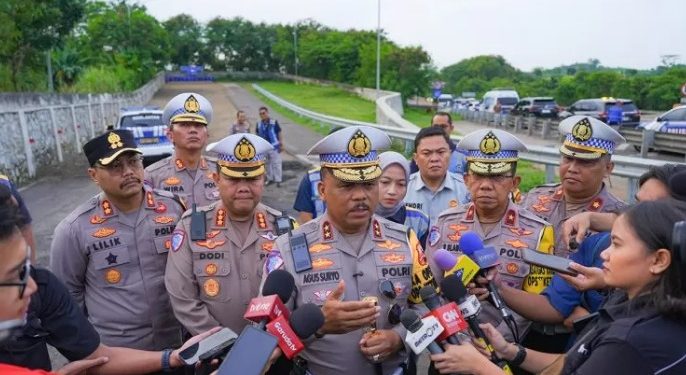 Antisipasi Kemacetan, Korlantas Polri Berlakukan Contraflow di Tol Cikampek