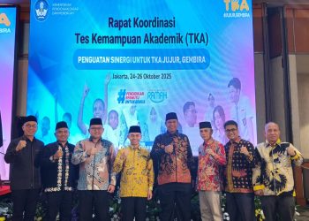 Kakanwil Kemenag Aceh Azhari