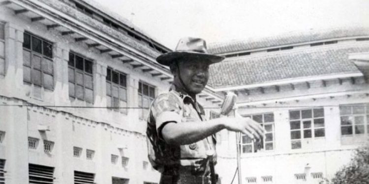 Sarwo Edhie Wibowo Dianugerahi Gelar Pahlawan: Kehormatan untuk Keluarga dan Prajurit