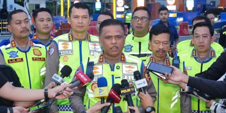 Pantau Jalur Semarang-Cipali, Kakorlantas Polri Pastikan Sisa 1,2 Juta Kendaraan Arus Balik Lancar
