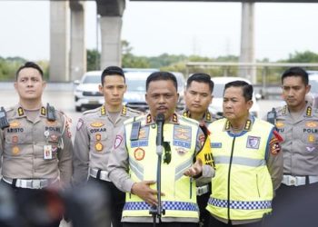 Hari Terakhir KRYD, Kakorlantas Polri Kerahkan ETLE Drone Buru Truk Sumbu Tiga di Tol Japek