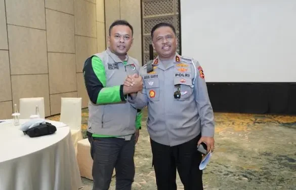 Transformasi Paradigma: Komunitas Ojol Rasakan Pendekatan Humanis Polantas di Era Digital