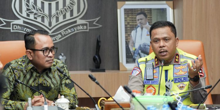 Kakorlantas Polri Terima Apresiasi PT ASDP atas Keberhasilan Operasi Ketupat 2026