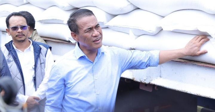 Cetak Rekor Sejarah, Mentan Amran Pastikan Stok Beras 4,6 Juta Ton Aman Hadapi Krisis Global