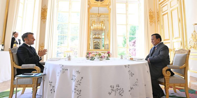 Seskab Teddy: Presiden Prabowo dan Emmanuel Macron Sepakati Penguatan Kemitraan Strategis