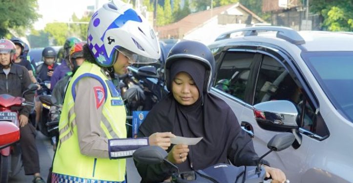 Membangun Generasi Tertib: Strategi Edukasi Dini Polantas di Berbagai Daerah
