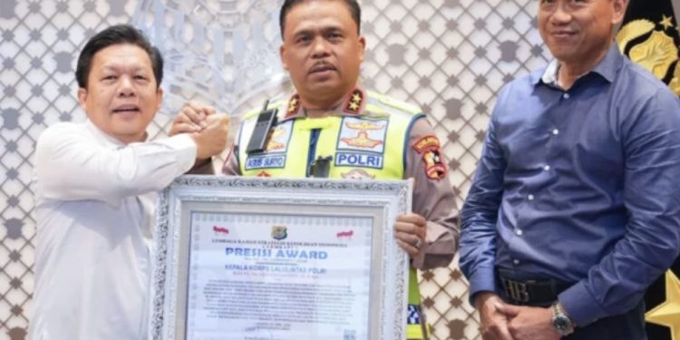 Puji Loyalitas Kakorlantas, Lemkapi Beri Presisi Award 2026 atas Suksesnya Operasi Ketupat