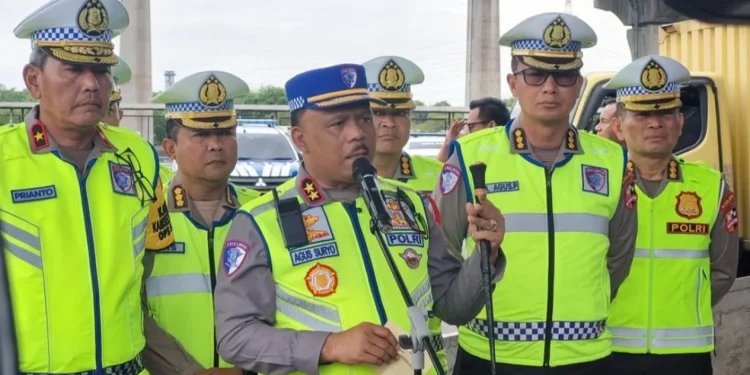 Siaga 24 Jam di 34 Polda: Kakorlantas Pastikan Program ‘Polantas Menyapa’ Kawal Kelancaran Arus