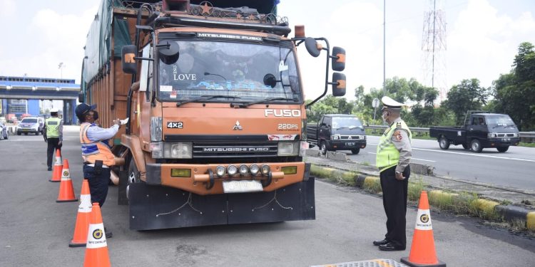 Kakorlantas Polri Irjen Pol Agus Suryonugroho: Praktik ODOL Adalah Isu Serius Keselamatan Publik